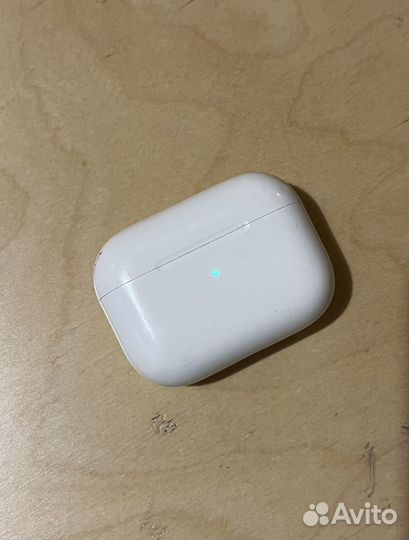 Беспроводные наушники apple airpods