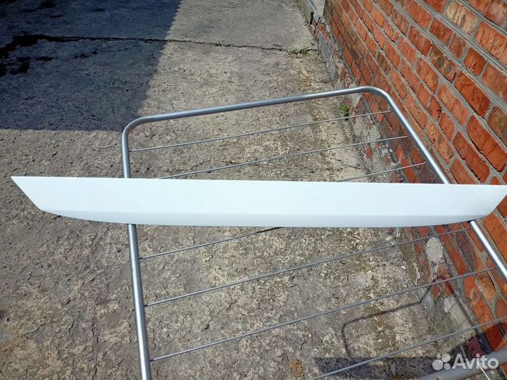 Накладка двери багажника vesta