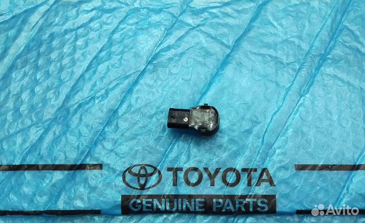 Датчик парковки парктроник Avensis 2011-2015
