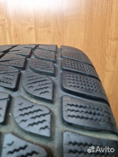 Bridgestone Blizzak LM-25 4x4 255/55 R18