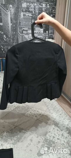 Костюм чёрный на девочку, классика