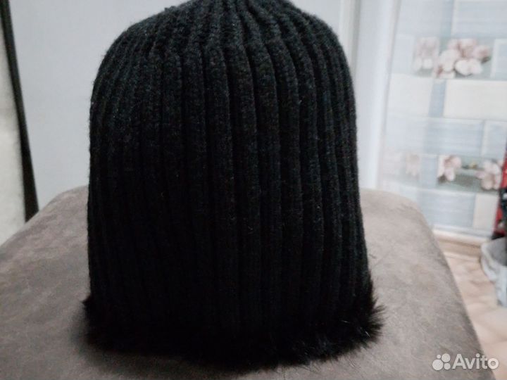 Шапка женская зимняя, натуральная б/у
