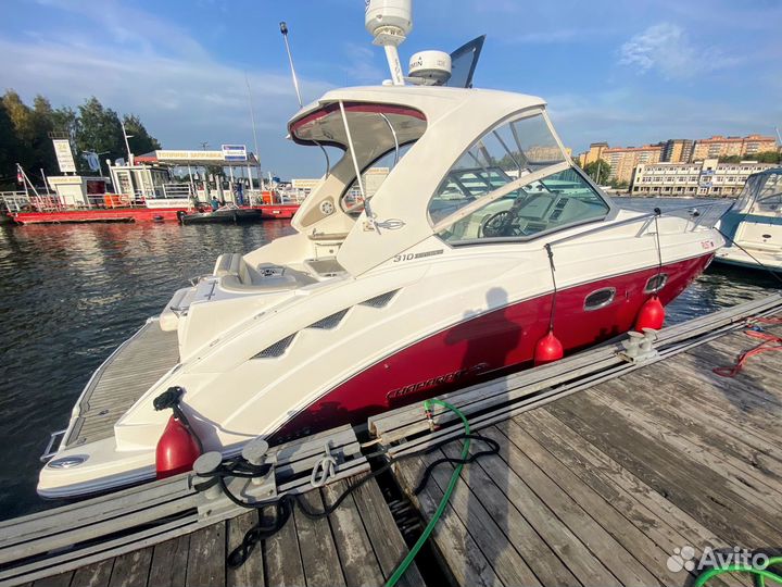 Круизный катер Chaparral 310 Signature