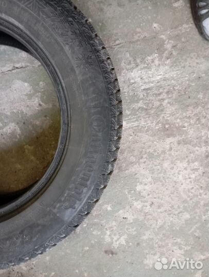 Continental IceContact 2 215/65 R16
