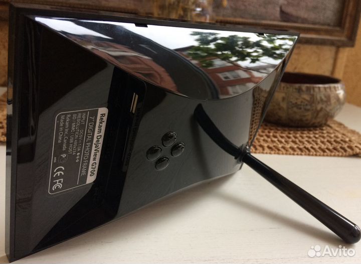 Цифровая фоторамка Rekam DejaView G700