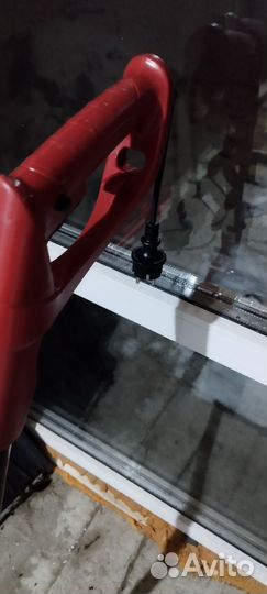 Продам снегоуборщик электрический