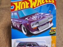 Hot Wheels Datsun