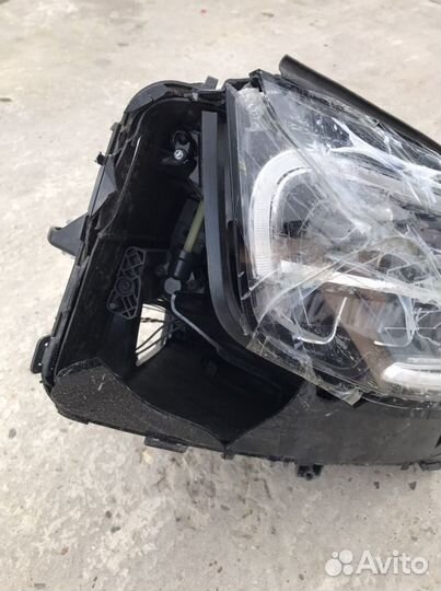 Передняя левая фара Mercedes X253