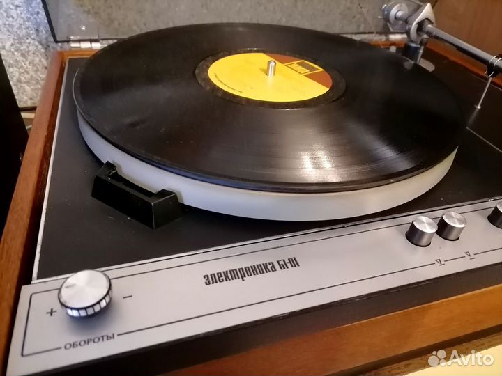 Панель проигрывателя Электроника Б1-01