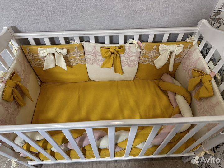 Детская кроватка
