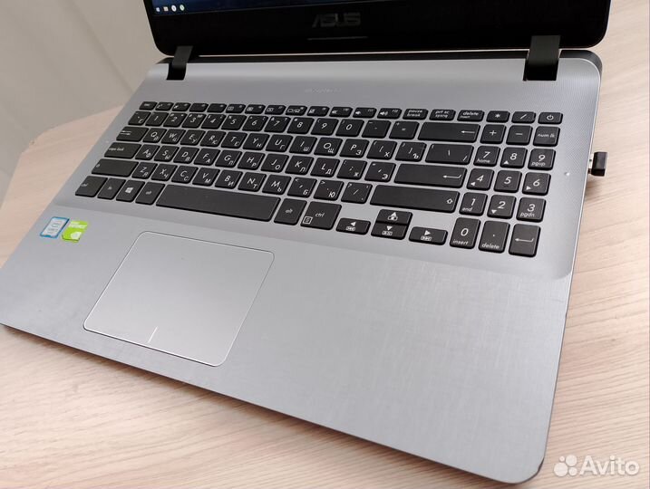 Asus Core i3 MX110 2GB SSD 240 GB