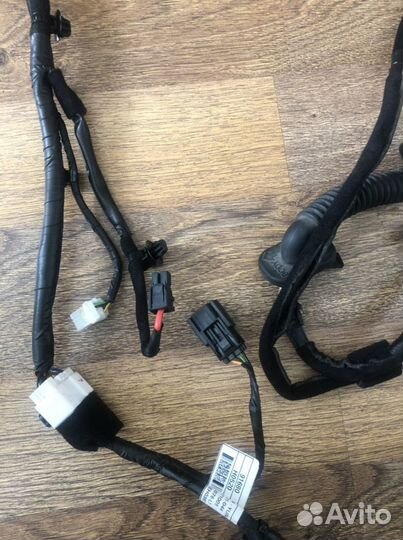 Проводка двери багажника KIA Rio X-line 2020