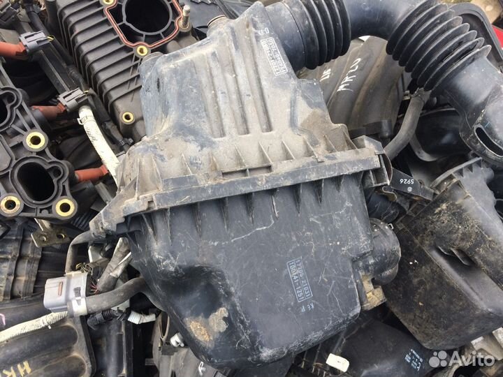 Корпус воздушного фильтра тойота витц ист