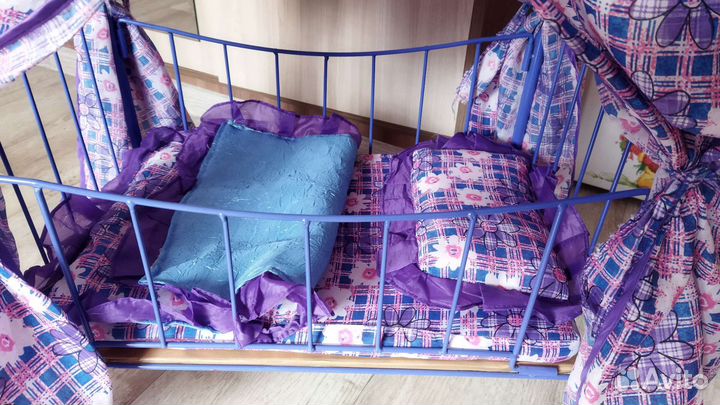 Кукольная кроватка