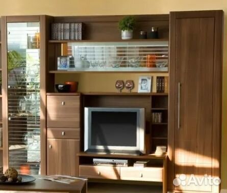 Стенка в гостиную