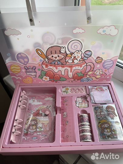 Набор канцелярии. Подарок девочке