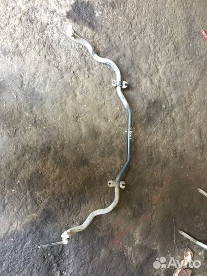 Стабилизатор передний Nissan Elgrand E51 VQ35 2010