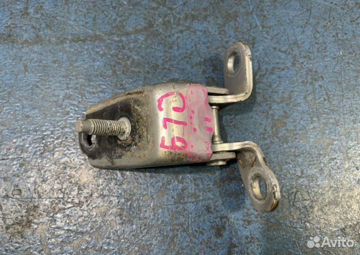 Петля двери Honda Accord 7 CL