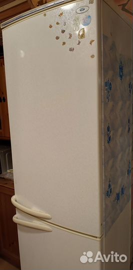 Холодильник 