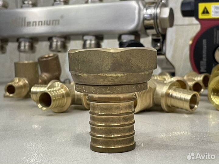 Муфта для труб 32х4.4мм из латуни