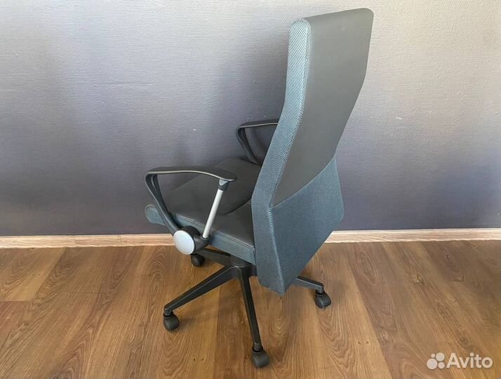 Компьютерное кресло с доставкой на дом