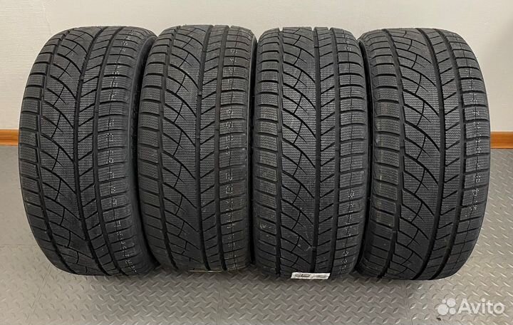 RoadX RX Frost WU01 295/35 R21 106V