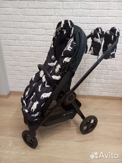 Коляска Stokke beat 2 в 1