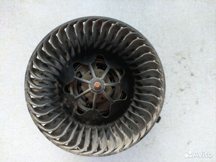 Вентилятор печки мотор 1K1 819 015 C
