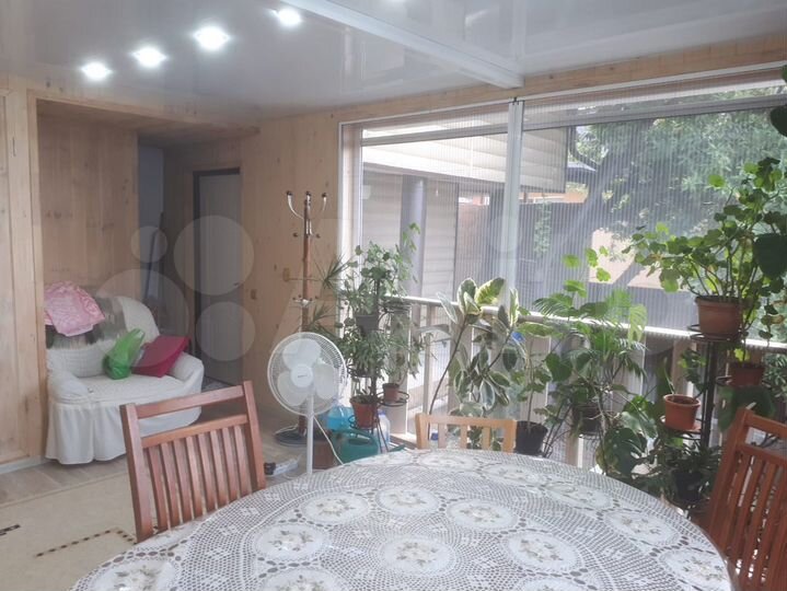 Дом 190 м² на участке 3,1 сот.