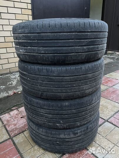 Continental ContiPremiumContact 5 215/55 R17 94W
