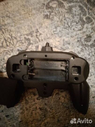 Машинка на пульте управления