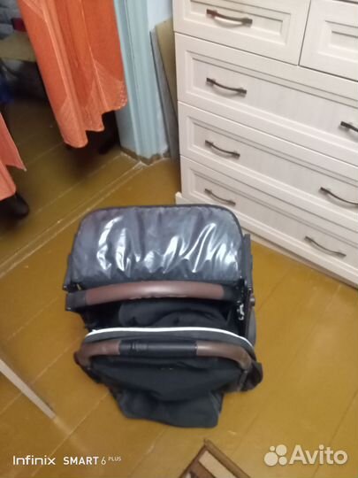 Прогулочная коляска