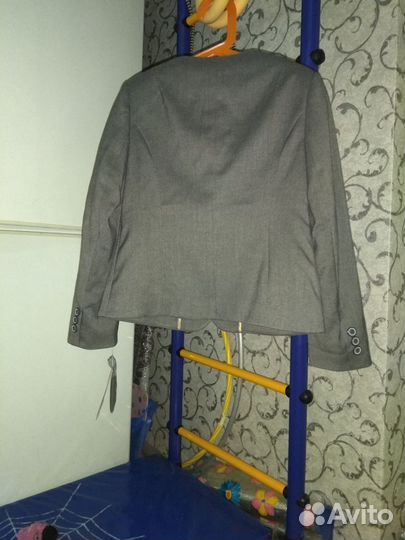Жакет-пиджак серый новый 2шт