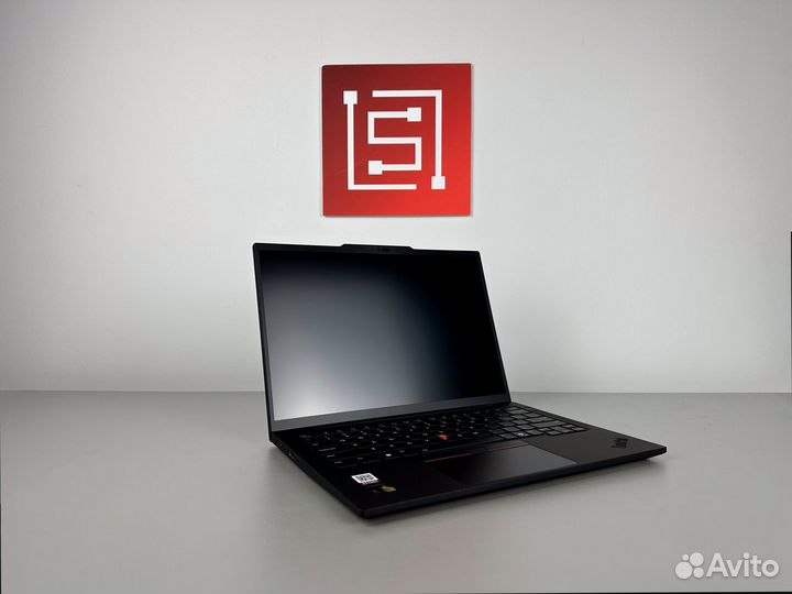 Lenovo ThinkPad T14S Snapdragon X Elite / oled