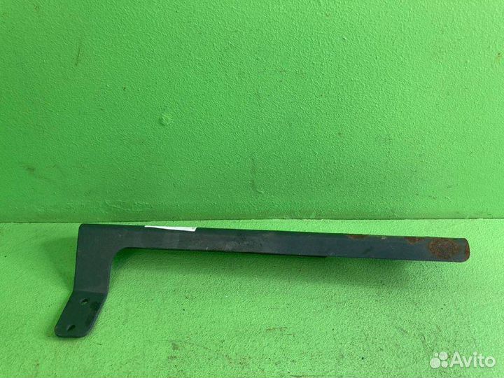 Кронштейн бачка гура DAF XF106