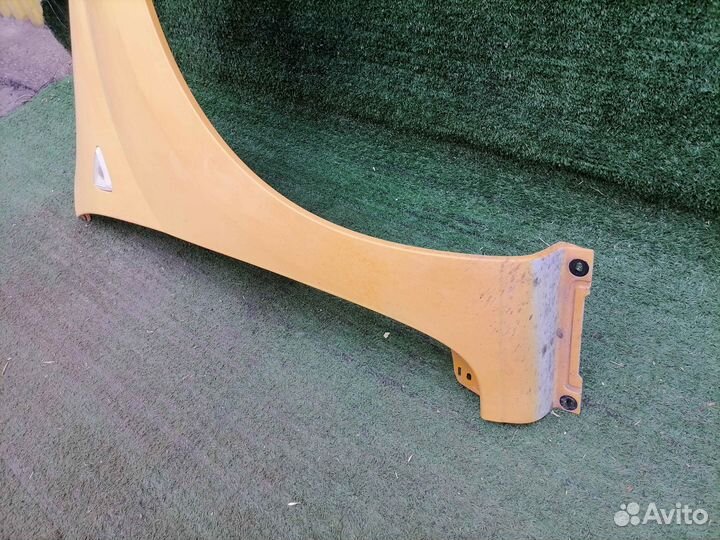 Крыло переднее правое Renault Kangoo KW0D