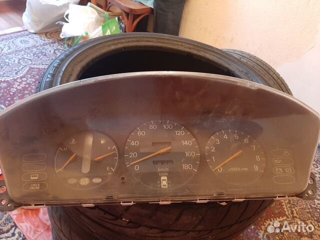 Щиток приборов mitsubishi Diamante