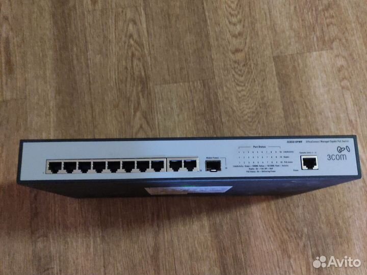 POE-коммутатор 3com. Управляемый
