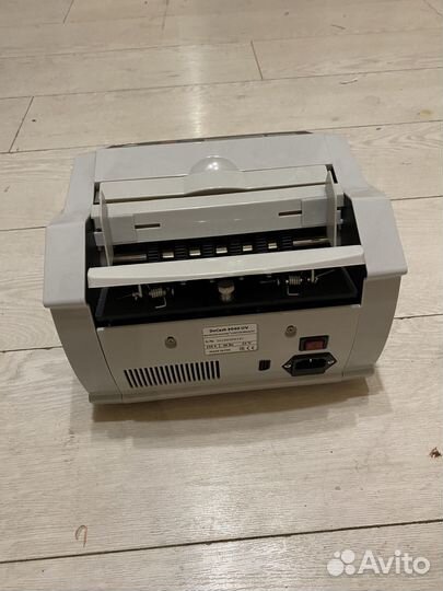 Машинка для счета денег