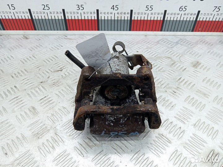 Суппорт задний правый для Opel Zafira B