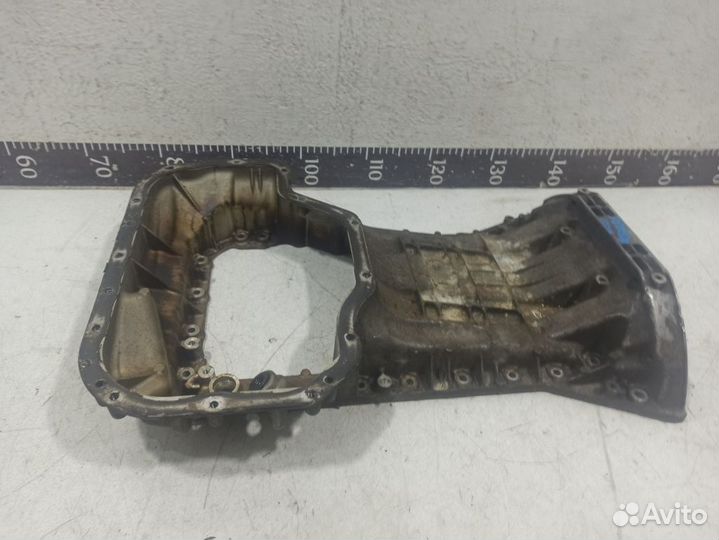 Поддон двигателя A2720142002