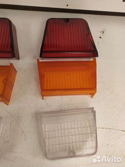 Стекло заднего фонаря газ 24 2я серия