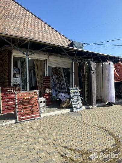 Потолочные карнизы черные