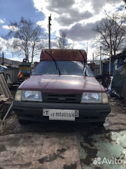 ИЖ 2717 1.6 МТ, 2002, 200 000 км