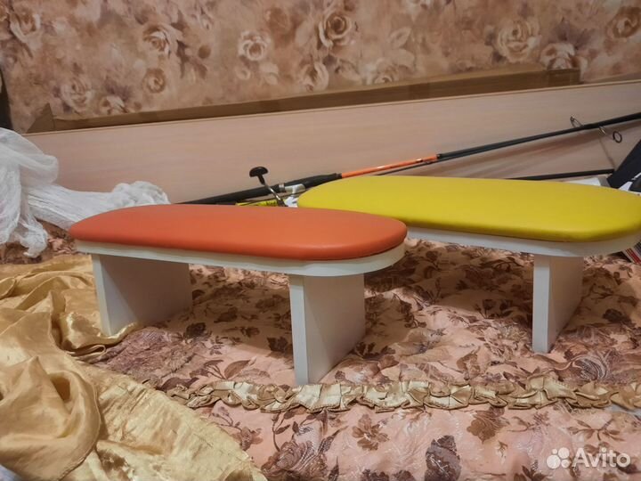 Маникюрная подставка