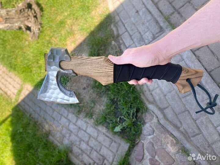 Топор ручной работы