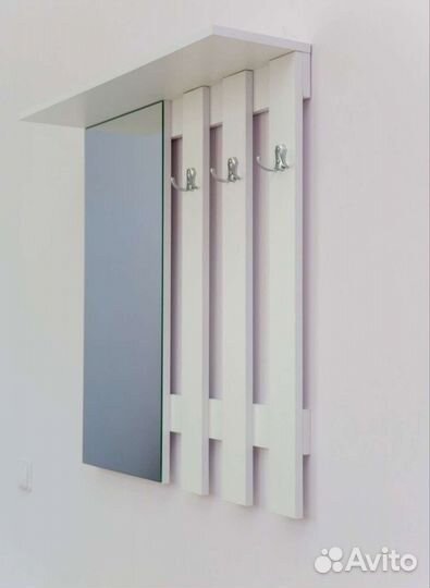 Вешалка настенная