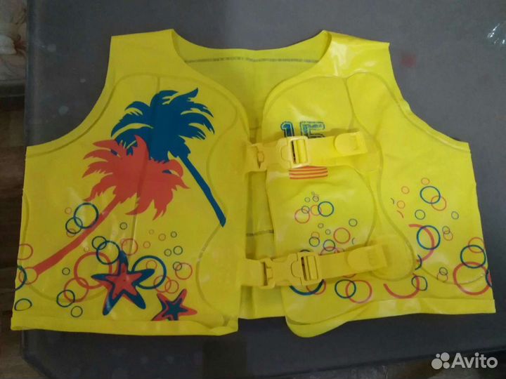 Детский спасательный жилет