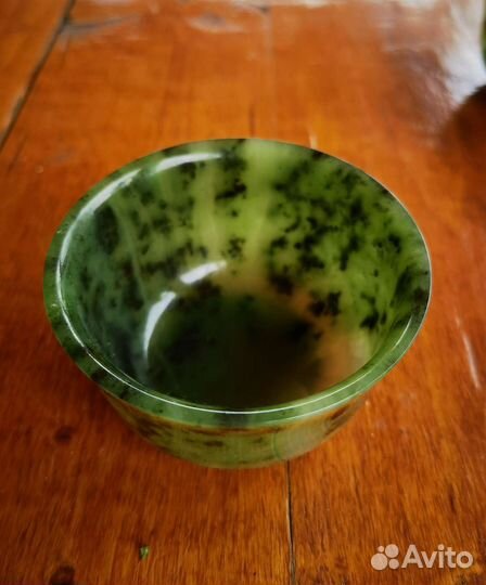 Пиала из нефрита D82*47мм