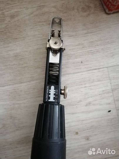 Насадка шуруповерта с автоматической подачей самор